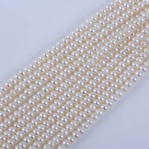 Perles d'eau douce naturelles plates de 4,5 à 5 mm, blanches, roses et colorées, en vrac, pour la fabrication de bijoux DIY, Zhuji - Product Image 1