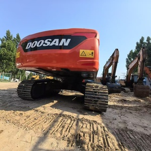 รถขุดตีนตะขาบ Doosan DX225LC-9 ขนาด 22 ตัน พร้อมเครื่องยนต์ Cummins 128 กิโลวัตต์ ความจุบุ้งกี๋ 0.22 ลูกบาศก์เมตร ใช้งานมาแล้ว 0-2000 ชั่วโมง - Product Image 2