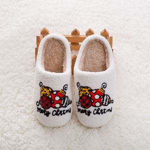 Pantofole Invernali Personalizzate da <span class=keywords><strong>Donna</strong></span>, Calde e <span class=keywords><strong>Antiscivolo</strong></span>, in Peluche, Ricamate, Morbide e Confortevoli, con Motivo Renna Natalizia - Product Image 4