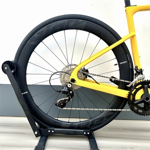 Cadre <span class=keywords><strong>de</strong></span> vélo <span class=keywords><strong>de</strong></span> route en fibre <span class=keywords><strong>de</strong></span> carbone haute performance KOZO, sortie d'usine, avec passage interne des câbles et système <span class=keywords><strong>de</strong></span> frein à disque à axe traversant - Product Image 6