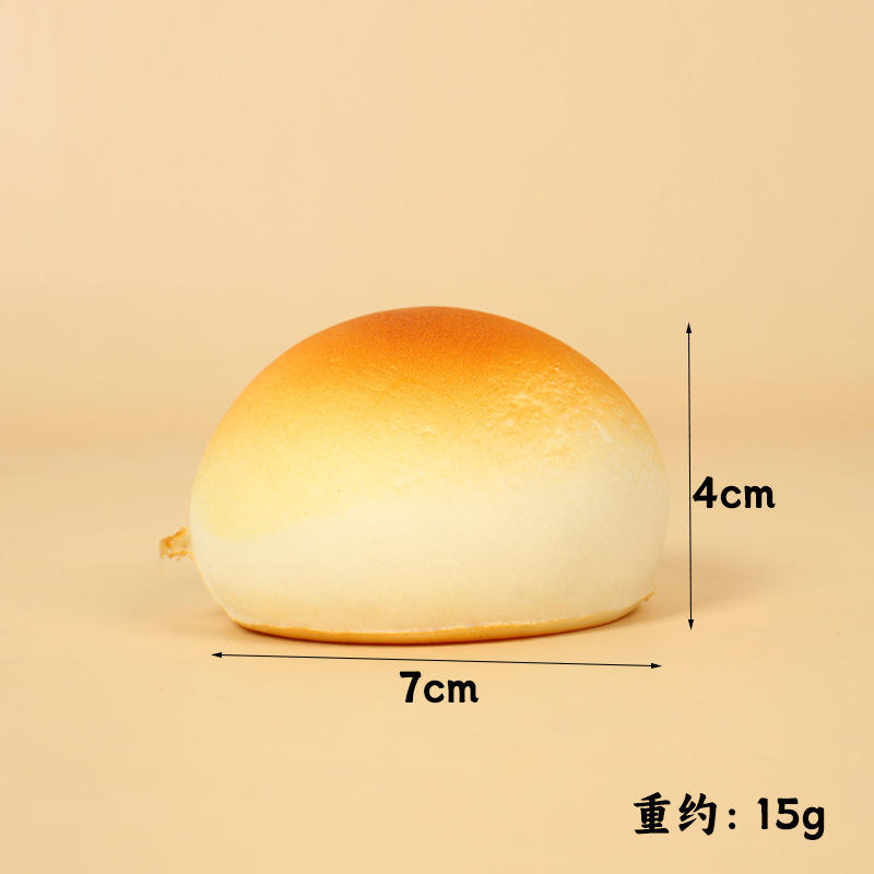 Petits pains dorés cuits à la vapeur de 7 cm