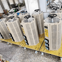 30kva Sortie CA triphasée 0-380V Variac LCD Stabilisateur de tension servo réglable