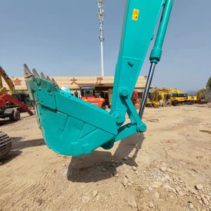 Excavatrice sur chenilles d'occasion Kobelco SK200D à forte puissance et économie de carburant - Product Image 6