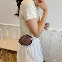 Sac bandoulière mignon en acrylique brillant en forme de coquille, couleur bonbon, pour femme, pour rouge à lèvres et clés, petit sac à main