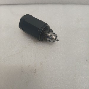 Válvula de Desbordamiento para Excavadora Hyundai XKAY-01490, Pieza Original de Fábrica para el Sistema Hidráulico 385-9T 485-9T 520VS - Product Image 3