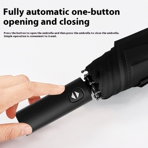 <span class=keywords><strong>Parapluie</strong></span> <span class=keywords><strong>de</strong></span> protection solaire en caoutchouc noir unisexe à 12 os design classique entièrement automatique pliable à côtes 8k vente en gros à trois volets - Product Image 2