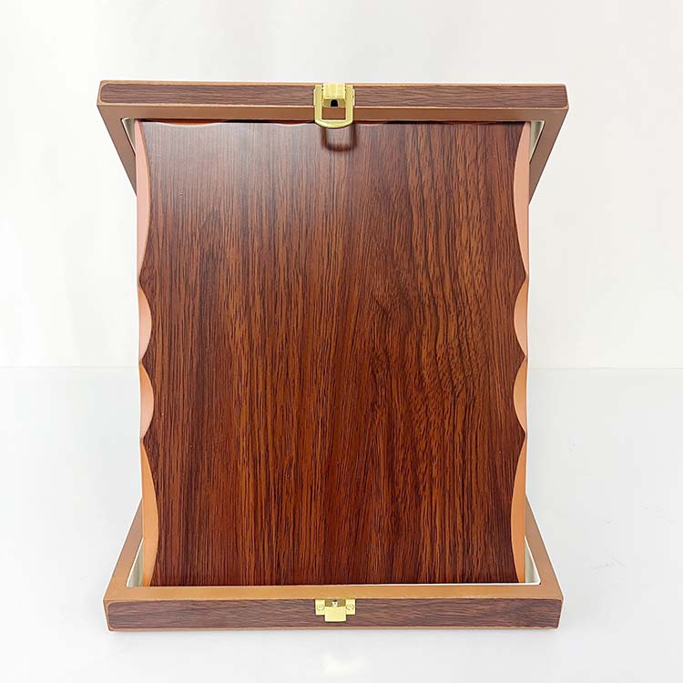 Madera marrón