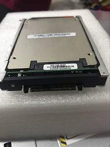 D4-2sfxl-1600 1.6tb <b>Ssd</b> 005053168 005053169 005053597 005053598 005053685 005053684 005053738 005053739 005054012 D4-2sfxl-1600 - Product Image 4