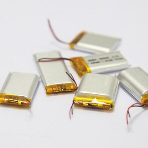 Nueva Batería de Litio Polímero de 3.7V 450mAh con 500 Ciclos y 1 Año de Garantía para Productos Digitales - Product Image 3