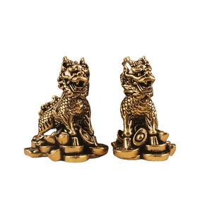 Ornement Qilin en laiton, 2 pièces, décoration Feng Shui pour la maison et le bureau, artisanat du nouvel an chinois - Product Image 5