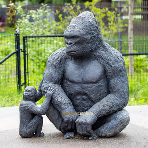 Grandes statues de gorille en métal à vendre Sculpture de gorille en bronze Ornement de jardin King Kong Ape - Product Image 6