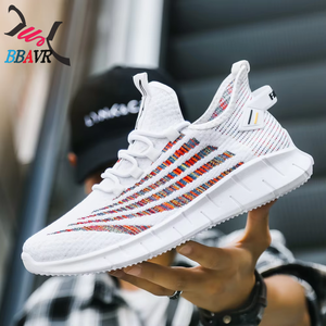 Nuevo Estilo de Zapatos Deportivos Casuales para Hombre, Transpirables, Color Gris y Negro, para Caminar al Aire Libre - Product Image 1