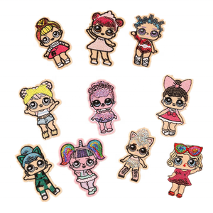 Toppe ricamate su misura per bambole di cartone animato per abbigliamento - Product Image 1