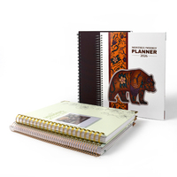 Agenda Diaria Personalizable con Encuadernación en Espiral, Papel Ecológico con Certificación FSC, Papel Artístico y Offset, con Relieve, para Bodas