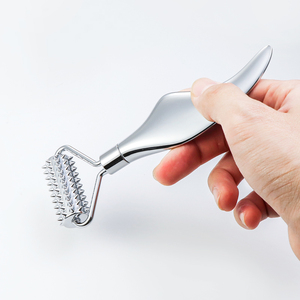 Outil facial de marque privée Drainage lymphatique Gua Sha Masseur de visage Anti-âge <span class=keywords><strong>Derma</strong></span> Roller Contrôle manuel filaire pour les soins de la peau - Product Image 2