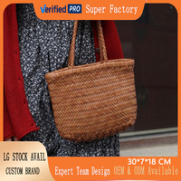 Sac fourre-tout en cuir recyclé véritable fait main pour femme, sac à main tissé artisanal grande capacité, sac à bandoulière, fournisseur d'usine B2B