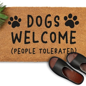 Tapis de porte en fibre de coco pour chien, bienvenue aux personnes tolérant les chiens - Product Image 3
