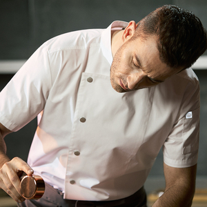 Vêtements de cuisine d'été pour hommes et femmes Salopette de chef à manches longues courtes Uniformes de <span class=keywords><strong>restauration</strong></span> tissés respirants pour restaurant - Product Image 2