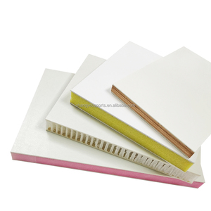 Panneaux composites isolés en mousse PU/XPS et panneaux sandwich alvéolaires en PP renforcés de fibre de verre <span class=keywords><strong>pour</strong></span> remorques - Product Image 1