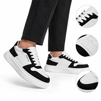 Baskets basses à plateforme pour homme, à bout perforé, avec lettrage alphabétique, semelle blanche épaisse, col rembourré, à lacets, style décontracté
