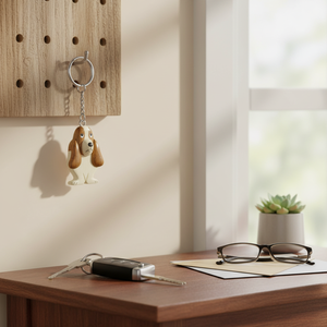 Portachiavi in Legno a Forma di Cane, Miniatura Intagliata, Regalo per Amanti degli Animali - Product Image 3