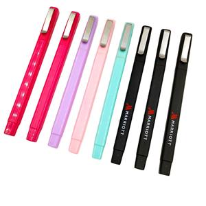 ปากกาลูกลื่นพลาสติกทรงสี่เหลี่ยมคุณภาพสูง หรูหรา พร้อมคลิปหนีบ  สำหรับโรงแรม  รับสกรีนโลโก้ตามสั่ง - Product Image 1