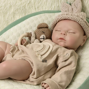 Poupées réalistes Reborn de 18 pouces, fille souriante et satisfaite, poupée réaliste en silicone nouveau-né avec cils, cadeau compagnon pour enfants - Product Image 1