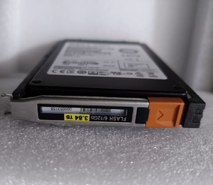 D4F-2SFXL2-3840 3.84TB SSD 005053158 005053159 005053576 005053577 005053679 005053678 005053722 005053723 Unity SAS 12Gb SSD - Product Image 2