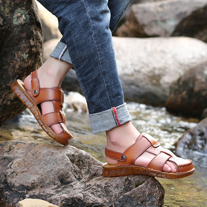 Sandales d'été pour hommes en cuir véritable à brides croisées, bout fermé, semelle extérieure en caoutchouc antidérapante, chaussures décontractées de plage - Product Image 3