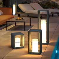 Lampe à poteau solaire LED monocristalline en silicium à haute luminosité, étanche IP65, construction en acier inoxydable + résine, éclairage de jardin