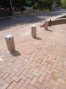 زينوتو مخصصة رف الدراجة وقوف السيارات الشمعات الثابتة مع شرائط عاكسة أوم شعار الحواجز المرور المنتج - Product Image 4