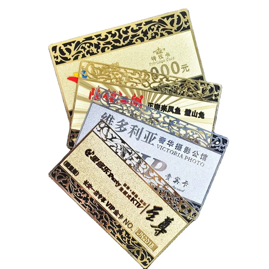 Stampa personalizzata di Lusso del Metallo inciso placcato oro VIP Card con Il Disegno Libero