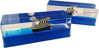 Presse-papiers en acrylique Cube de Universal Specialties, jouet de bureau
