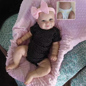 Poupée en silicone souple peinte en 3D à la main Poupées réalistes en silicone <span class=keywords><strong>Reborn</strong></span> 18 pouces à <span class=keywords><strong>vendre</strong></span> - Product Image 2