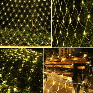 Guirlandes lumineuses LED blanc chaud, connectables, pour extérieur, en forme de filet, pour décorer les arbustes, les pelouses et les jardins. - Product Image 4