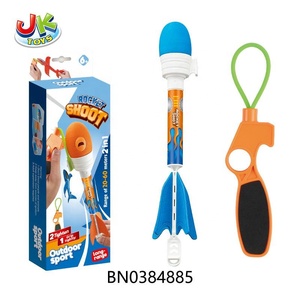 Bestseller Outdoor-<span class=keywords><strong>Spiel</strong></span> Sling shot Katapult Flying <span class=keywords><strong>Rocket</strong></span> mit Pfeife für Kinderspiel zeug - Product Image 2