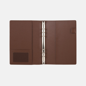 Libreta de Negocios Personalizada, Ecológica, Biodegradable, Hecha a Medida, de Cuero A5 con 6 Anillas y Portaplumas - Product Image 5