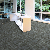 Großhandel Preis Grau Feuer Beständig Modulare Kommerziellen Büro Nylon Teppich Fliesen 50*50