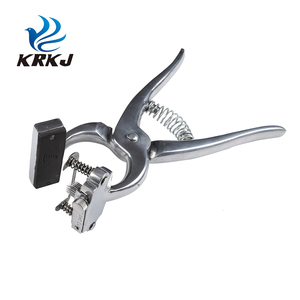 Machine à tatouer pour oreilles de porc KD712, encre noire spéciale pour <span class=keywords><strong>tatouage</strong></span>, pinces à oreilles pour usage vétérinaire - Product Image 3