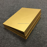 Boîte cadeau en carton ondulé personnalisée pour avion, matériaux recyclés, lamination brillante, impression offset, fermeture magnétique, avion