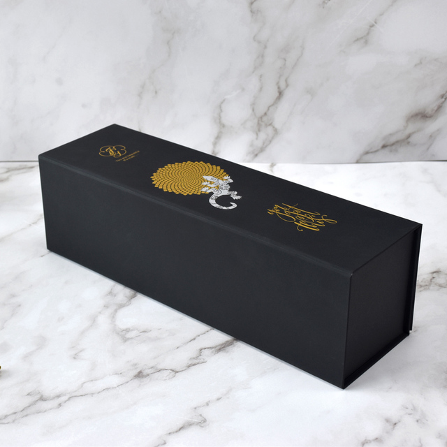 Custom Portable Bluetooth Party Box Speaker High Power Karaoke Speaker With Wireless Microphone Party Favor Gift Box for