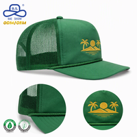 Casquettes de camionneur personnalisées brodées de qualité supérieure OEM avec logo de marque privée, motifs, dos en maille, visière plate avec corde pour promotion de marque