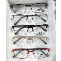 Modelos mixtos Gafas de metal Monturas de metal Ópticas Clásicas Unisex Nuevo diseño Gafas populares Monturas de metal