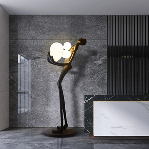 Lámpara de Pie Metálica Contemporánea con Diseño de Anillos, Fuente de Luz LED Blanca Fría, Regulable, Alto CRI 90, Tamaño Mediano, Uso Residencial, 5 Años de Garantía - Product Image 4