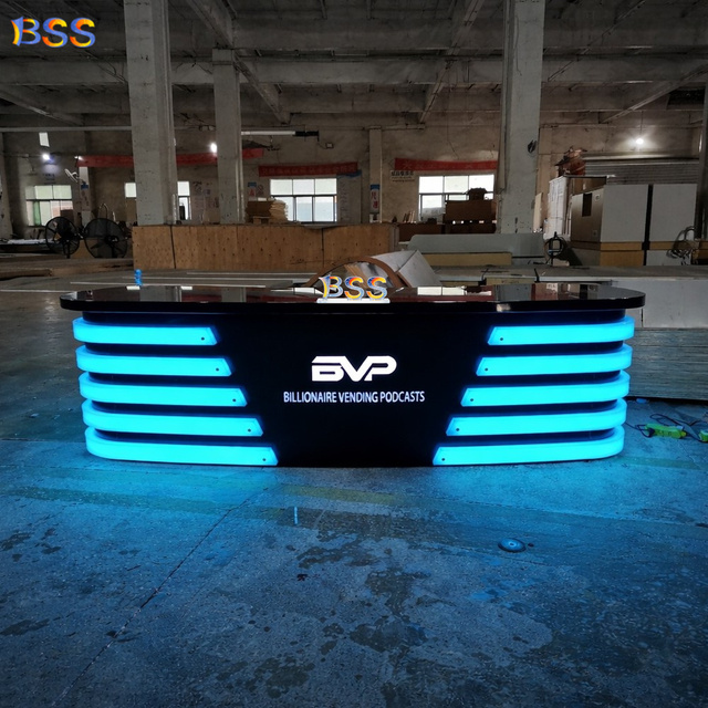 Black Corian Public Reception Desk Color Change Led Logo Radio Broadcast Desk Modern TV News Room Receptionist Front Desk Table