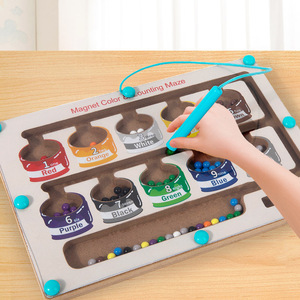 Tavola labirinto in legno per il conteggio dei colori, gioco educativo Montessori per l'ordinamento dei colori e l'allenamento della coordinazione occhio-mano per bambini piccoli - Product Image 3
