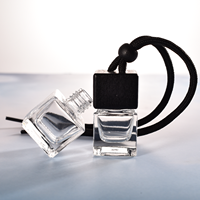Bouteille de diffuseur suspendue de voiture vide écologique de 8ml Mini bouteille de diffuseur de parfum d'huile essentielle de désodorisant Bouteille de diffuseur de recharge