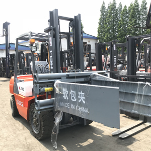 with Accessories Suzu Diesel Engine Gantry Japan Heli Forklift High Quality <b>Used</b> 3 Ton HeLi Manual Transmission Forklift - Product Image 4