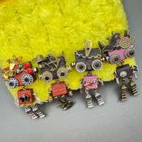 Collier pendentif robot en bois punk original fait main, porte-clés multifonctionnel avec chaîne en bambou, accessoire de style industriel
