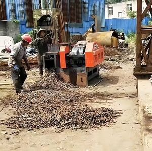 Machine de découpe de barres d'acier/Déchiqueteuse de ferraille d'acier métallique Déchiqueteuse de <span class=keywords><strong>fer</strong></span>/Déchiqueteuse <span class=keywords><strong>à</strong></span> double arbre - Product Image 4